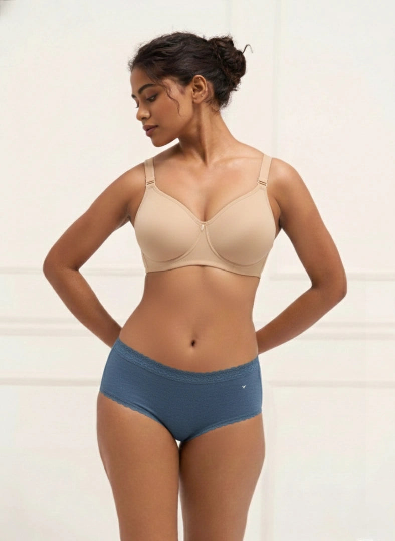 blossom-shouldering bra-medium padded full coverage-padded