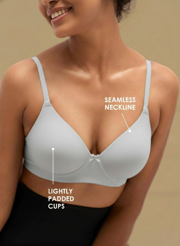 Featherlite - Padded Non-Wired Medium Coverage Ultra-Light Polyamide Bra