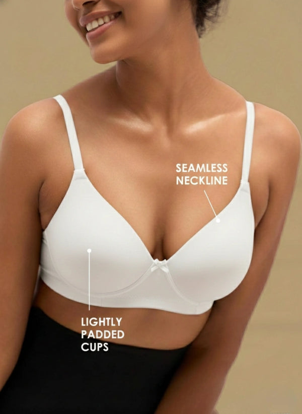 Featherlite - Padded Non-Wired Medium Coverage Ultra-Light Polyamide Bra