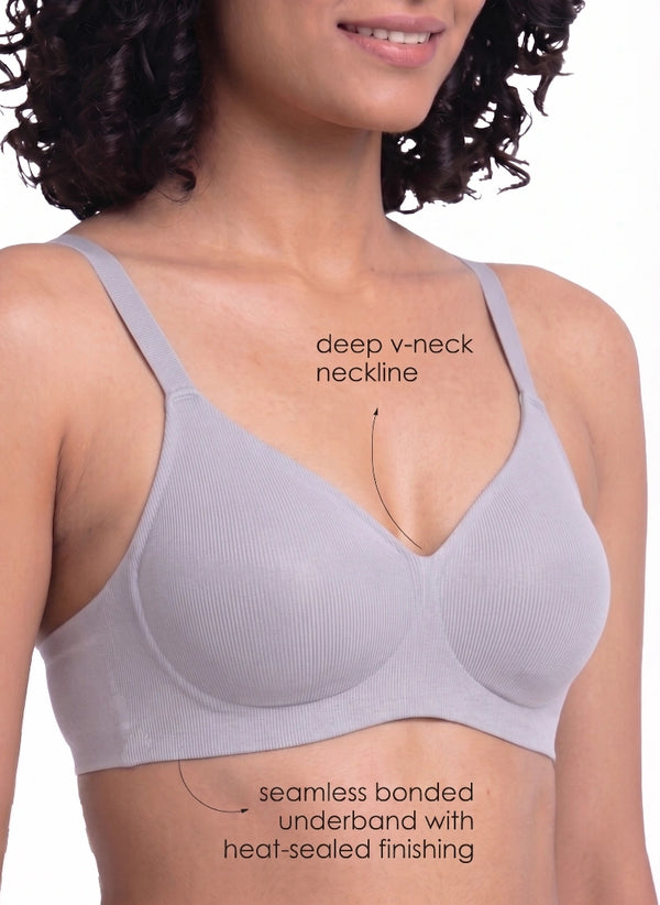 BL BN B 61 - Medium Coverage Seamless Bra with Removable Padded Cups and Bonded Underband Support